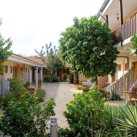 Camacuri Apartments Oranjestad Exteriér fotografie